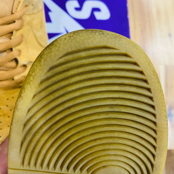 USED Nike SB Dunk Low Wheat - Picture 9 of 14